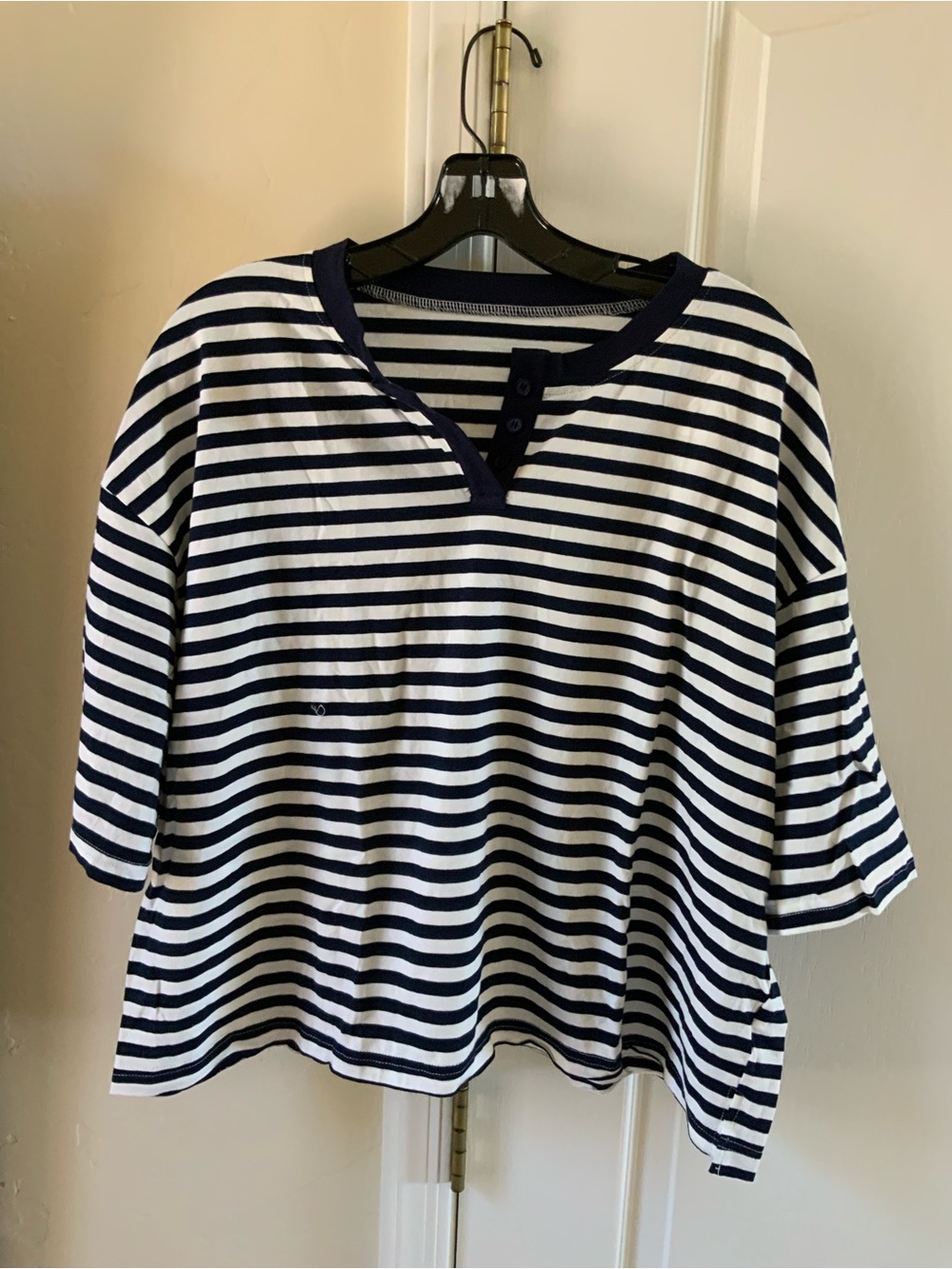 Navy & White Striped Cropped Knit Shirt XL Bust 49 New